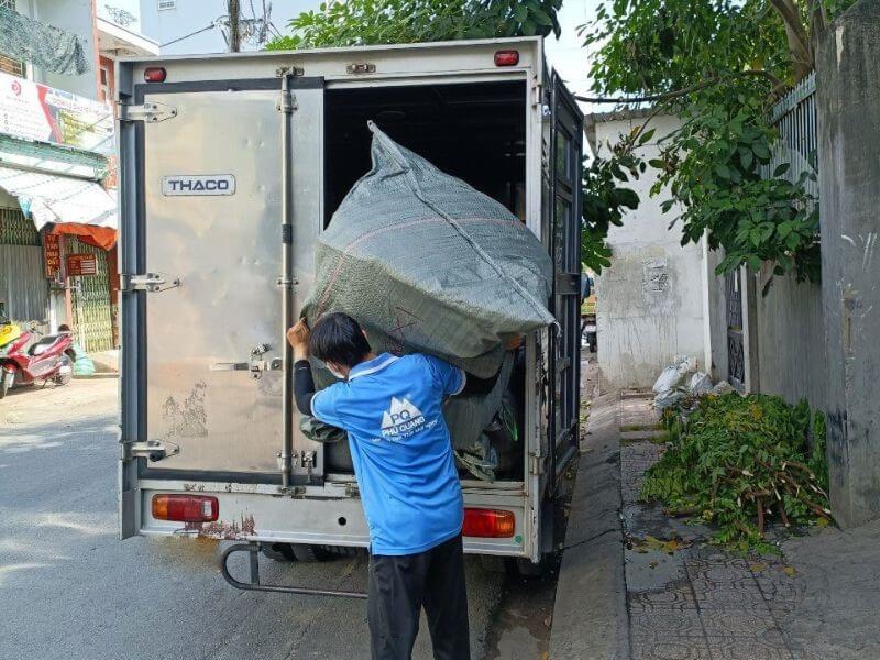 Giá gia công rẻ, yên xe chất lượng, giao hàng nhanh, nhiều chính sách ưu đãi.