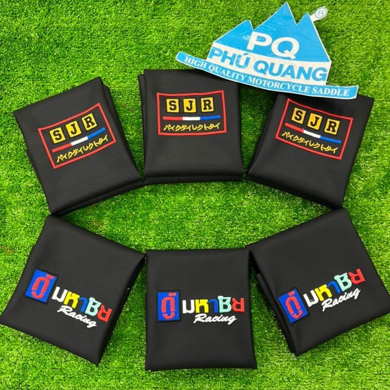 Da bọc yên xe máy thêu chữ chính hãng Phú Quang.