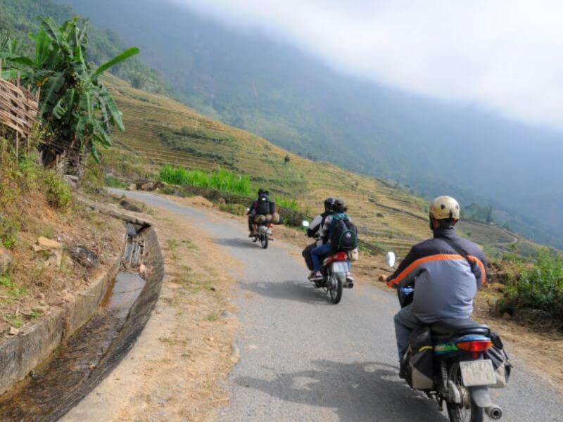 Sai lầm khi không để ý đến địa hình di chuyển thường xuyên.