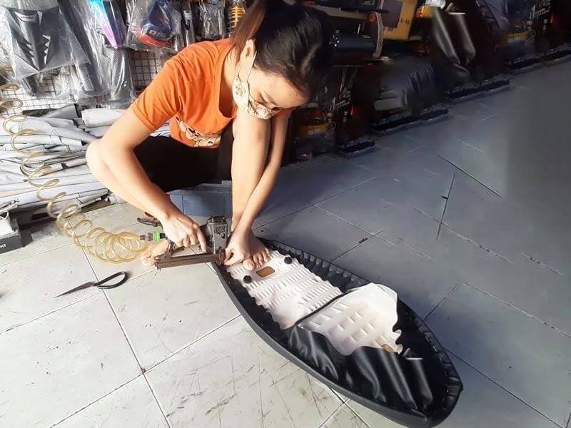 3 dấu hiệu cần lợp yên xe máy.