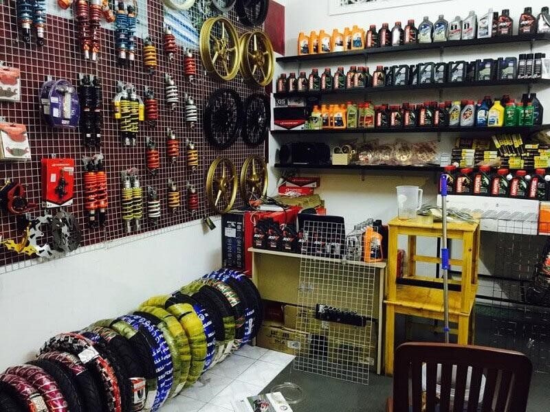 Phụ tùng xe máy giá sỉ Hà Nội uy tín Hoàng Gia