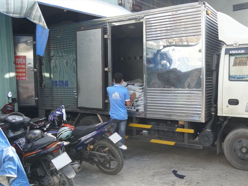 Chủ động phương tiện vận chuyển giao toa sỉ toàn quốc nhanh chóng.