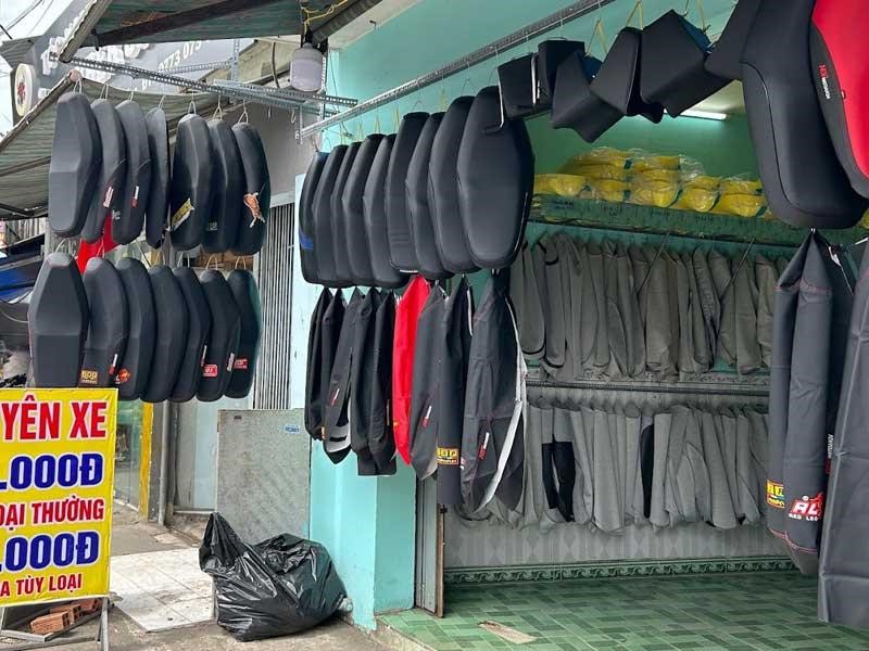 Cửa hàng bọc yên xe máy Tốt
