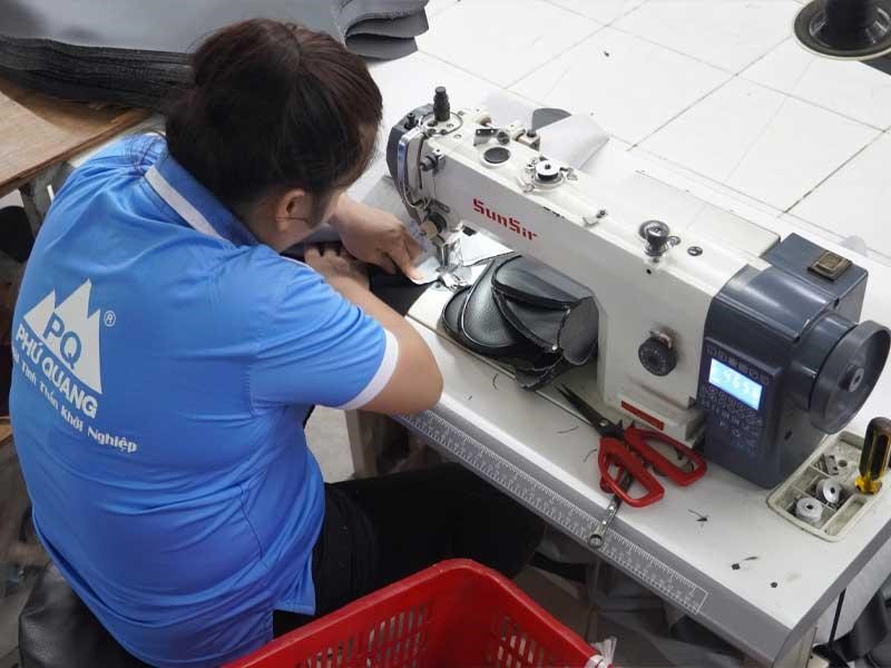 Tại đây ứng dụng công nghệ sản xuất hiện đại