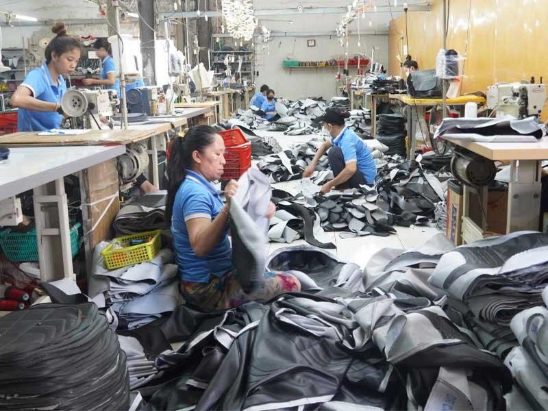 Công ty Phú Quang là nhà sản xuất nổi tiếng trong ngành hàng yên xe máy tại Việt Nam