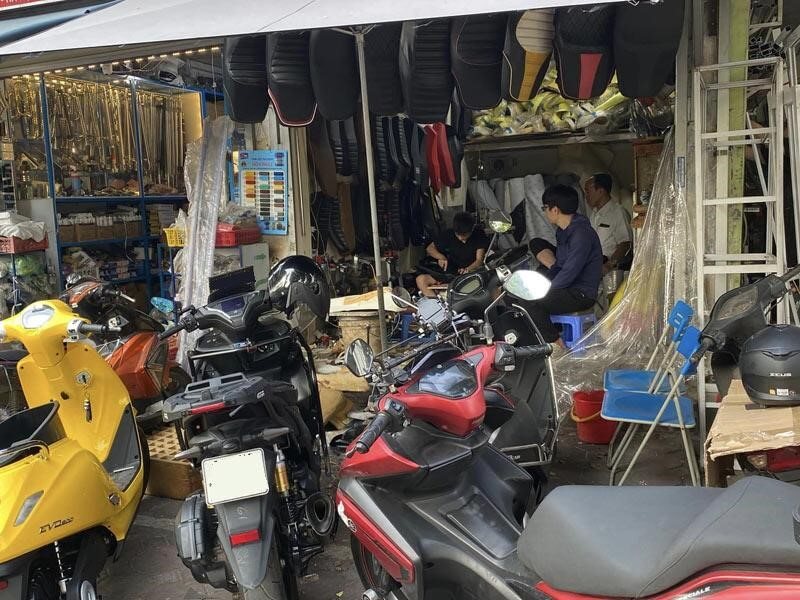 Các điều cần lưu ý khi chọn tiệm bọc yên xe máy